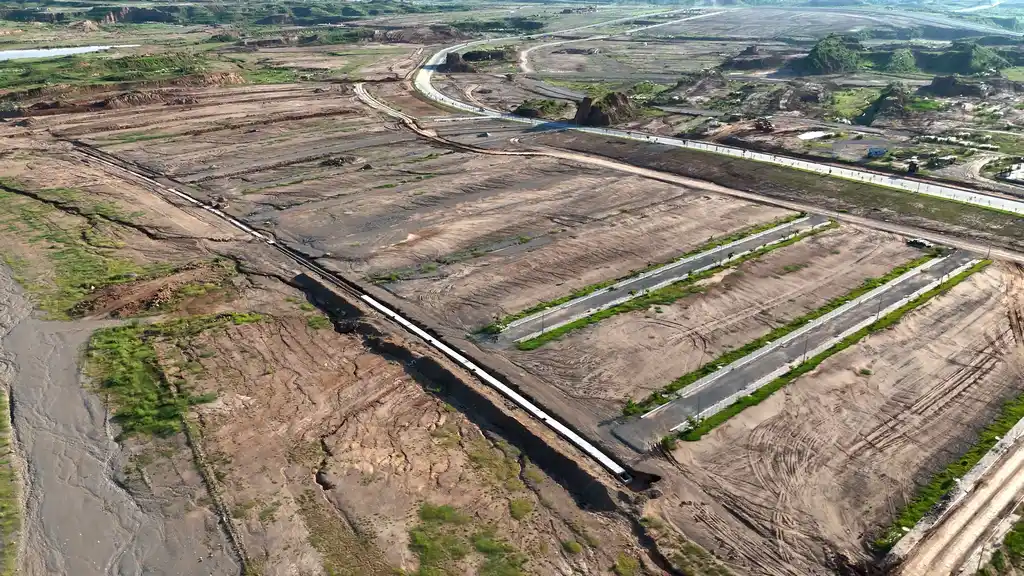 Capital Smart City’s Overseas Central – Sectors E & B